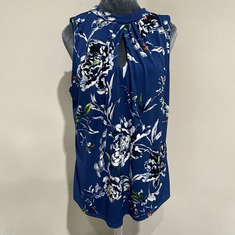 White House Black Market China Sea w Bergamot Bloom Halter Date Top Size M NWT